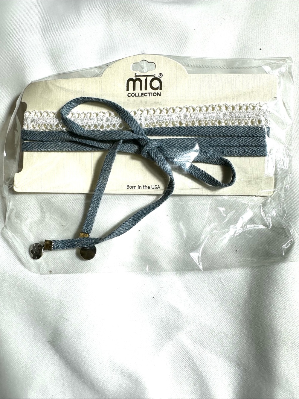 M56. Mia Collection Blue Denim White Lace Wrap Choker Necklace Boho Y2K NWT